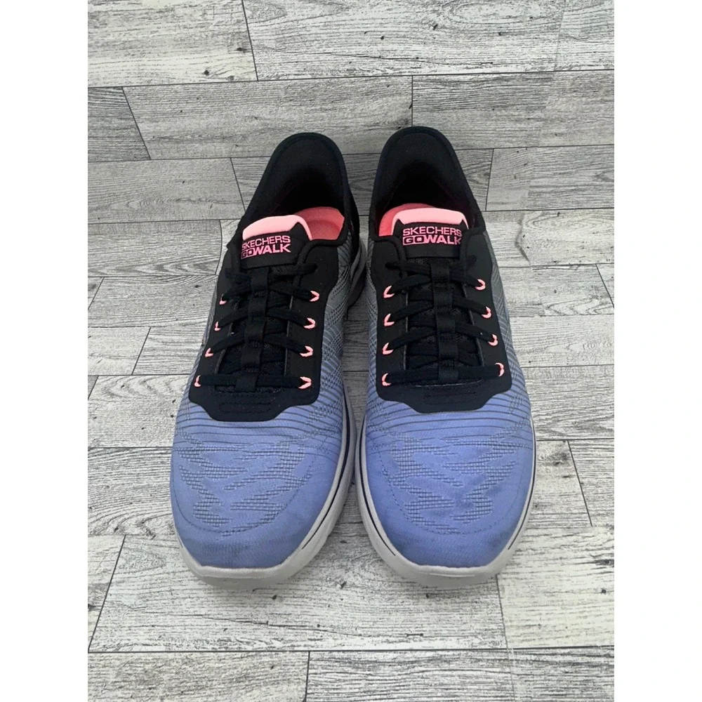Skechers hands free